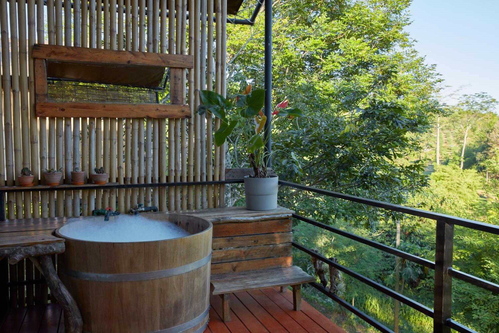 Nuyu Khaoyai Hotell Pong Talong Exteriör bild